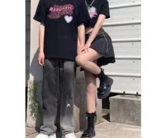 情侣穿搭秘籍分享，秀出恩爱新风尚